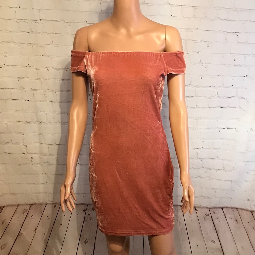 Shein blush rose pink velvet strapless new year’s dress size large